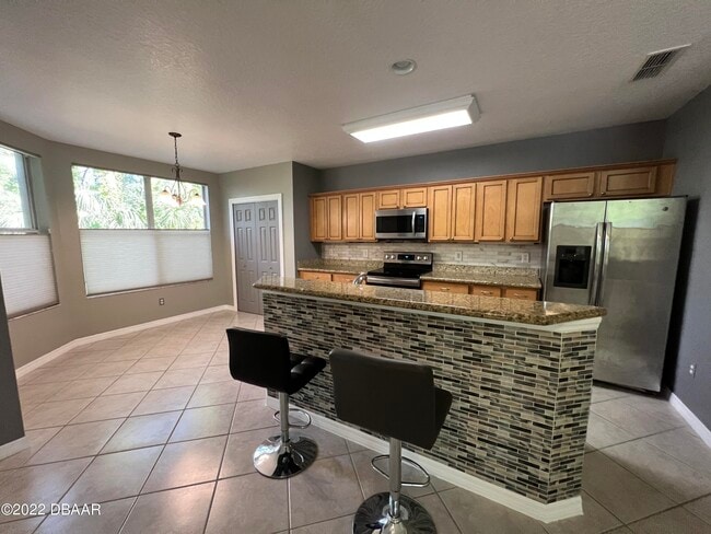 Building Photo - 100 Grey Widgeon Ct