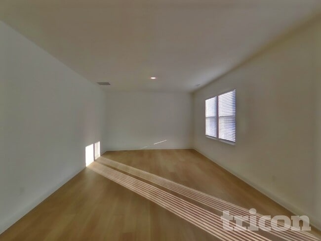 Building Photo - 11815 Moorfield Ln