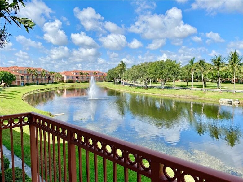 Foto principal - 2016 Alta Meadows Ln