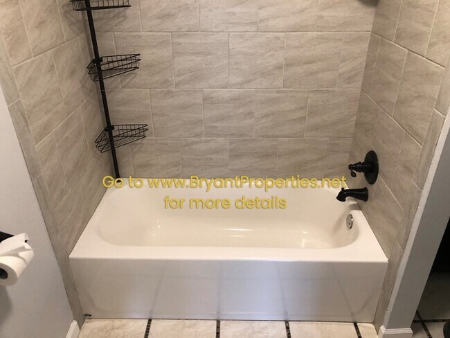 Foto del edificio - 229 Edgewood Dr