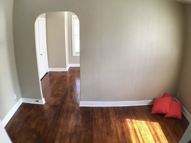 Building Photo - Must see! 1 bed 1 bath in SOHO