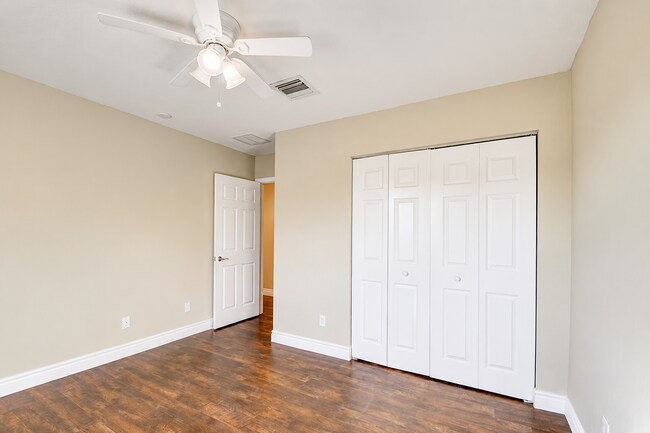 Foto del edificio - 2036 Marsh Harbor Dr