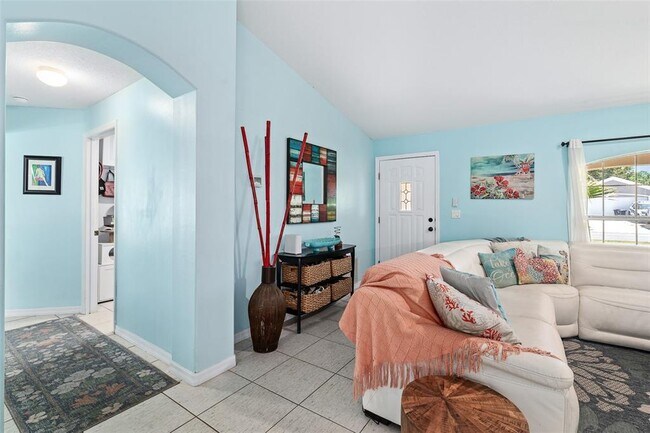 Foto del edificio - 34 Beaverdam Ln