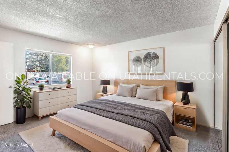 Foto principal - 4892 S Highland Cir