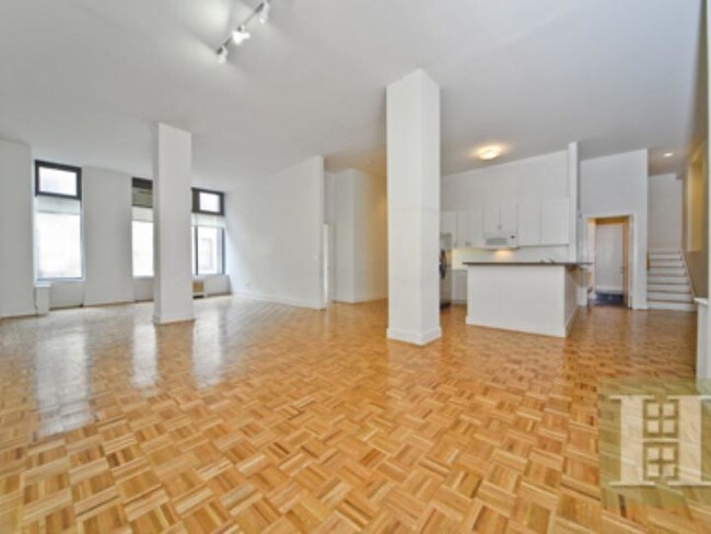 Foto del edificio - 339 E 18th St