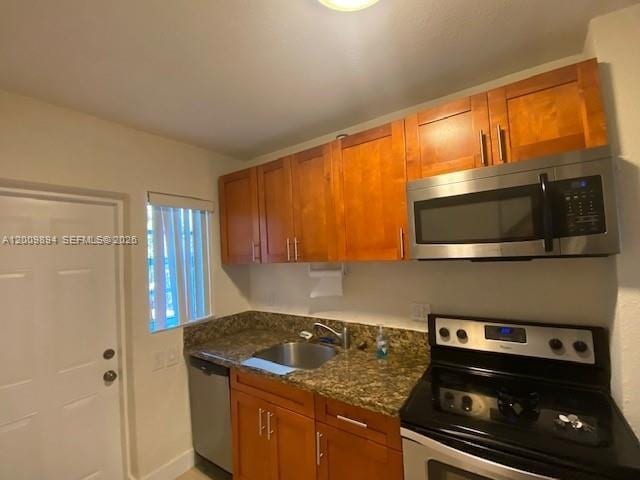 Foto del edificio - 701 82nd St