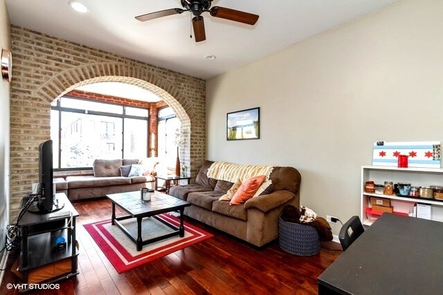 Primary Photo - 808 S Bell Ave