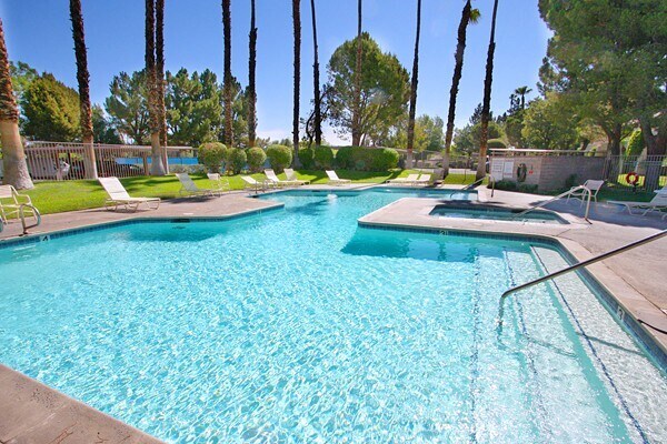 Primary Photo - 2857 N Los Felices Rd