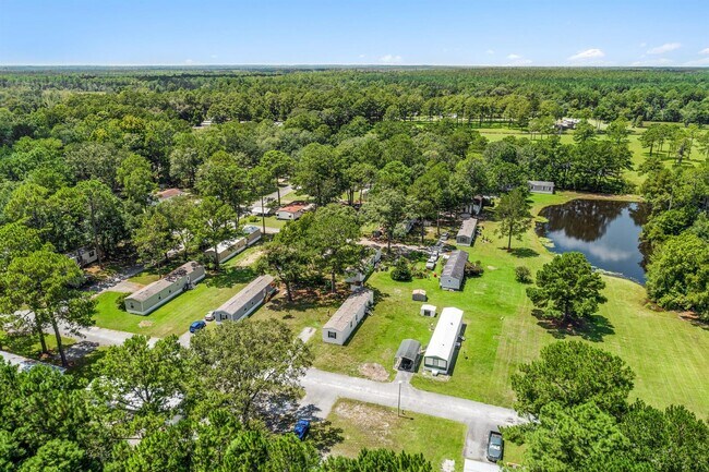 Foto del edificio - 304 Deer Run Dr