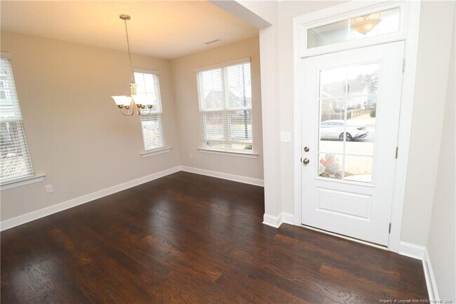 Building Photo - 1133 Timbercut Dr