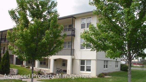 Building Photo - 1534 College Ave