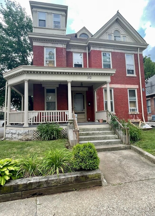 Building Photo - 312 South Upper Street, Lexington KY (Third Floor Unit)