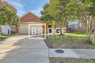 Building Photo - 5908 Firethorn Dr