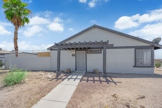 Building Photo - 3100 Chadford Pl