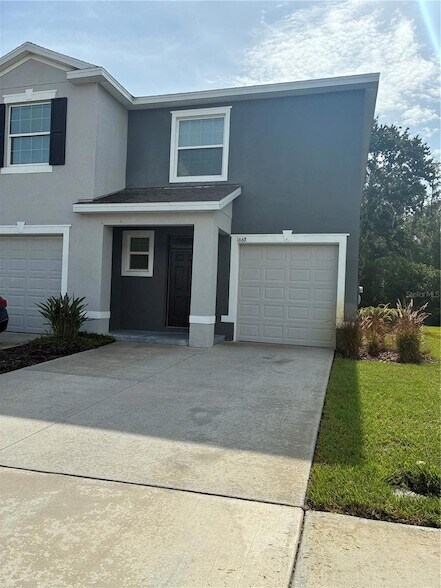 Foto principal - 1668 Hubbell Rd