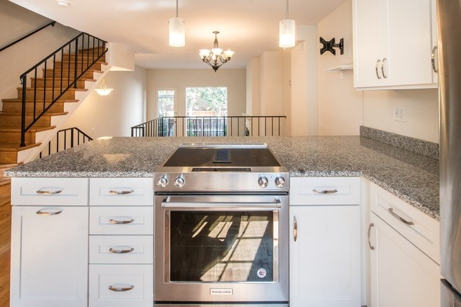 Building Photo - Available Now! Modern Row House in the Heart of Foggy Bottom with 1 Car Garage!