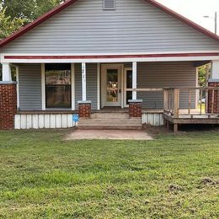 Foto principal - Hughes Springs 2 Bedroom Home