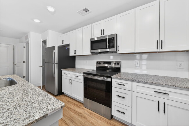 Building Photo - The Addenbrook Apartments