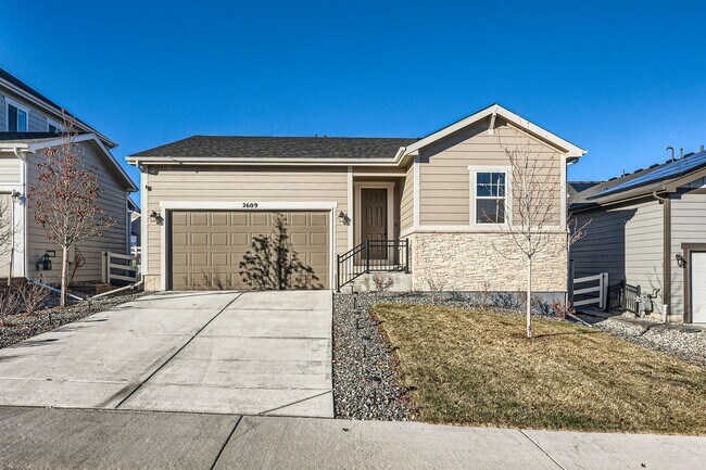 Foto del edificio - Modern Comfort in Castle Rock: 2-Bed, 2-Bath Home!!