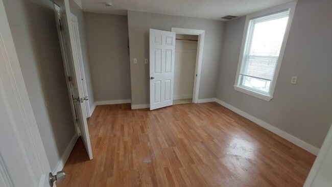 Building Photo - 41 Armandine St