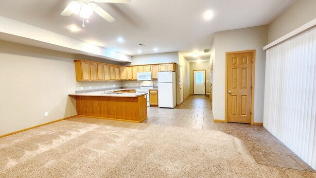 Foto del edificio - 24801 Talladega Rd