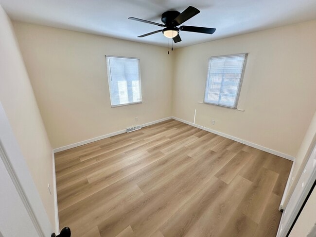 Building Photo - 1166 Tonawanda Ave