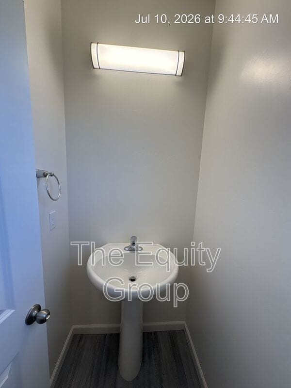 Foto del edificio - 735 S Pinkham St