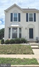 Building Photo - 16 Colts Neck Dr