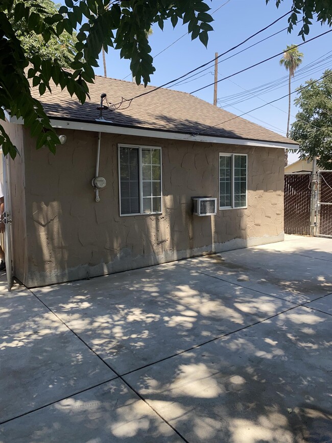Building Photo - 1306 Monache Dr