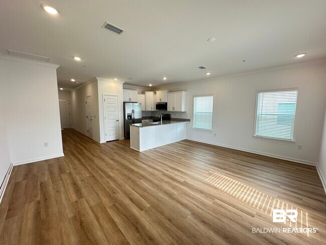 Foto del edificio - 4450 Lost Bay Dr