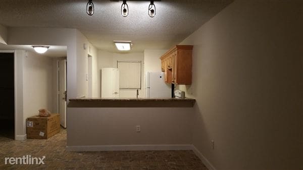 Building Photo - 9938 Nob Hill Ln
