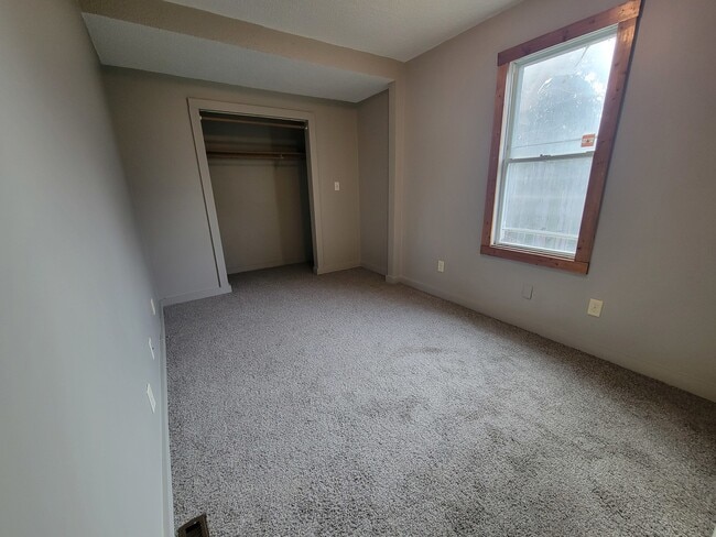 Foto del edificio - 514 E Marquette St