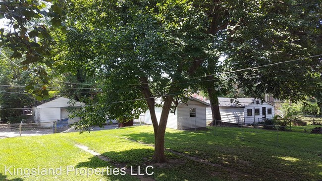 Building Photo - 4574 Evans Ave