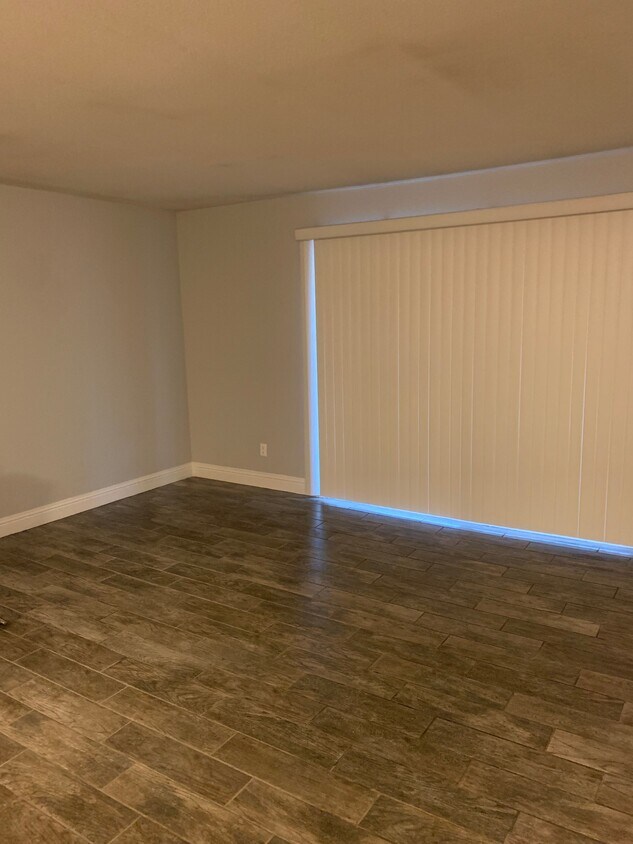 Foto principal - 2881 Huntington Blvd