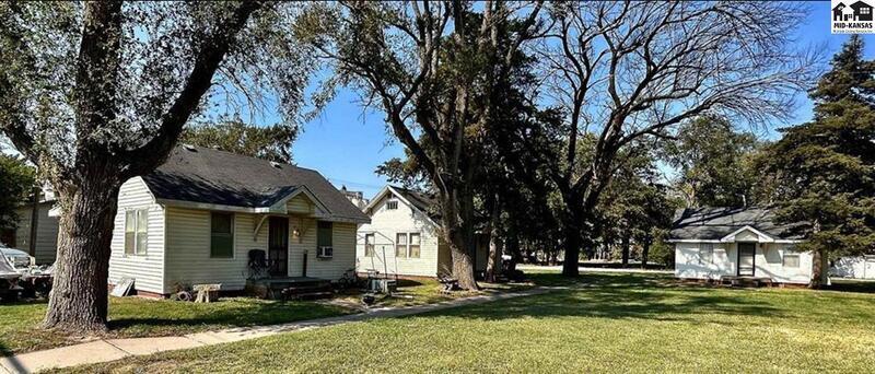 Foto principal - 110 E 1st St