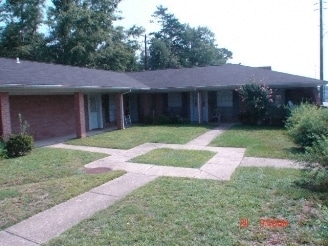 Primary Photo - Plaza Apartments