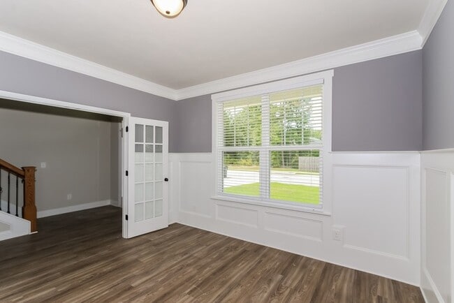 Building Photo - 135 Swinton Pond Rd