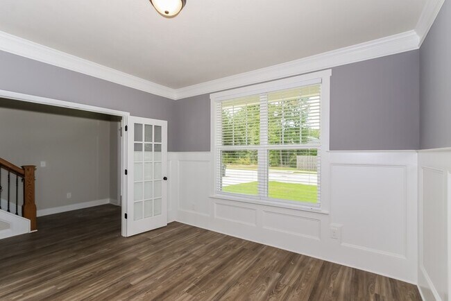 Foto del edificio - Stunning 5-Bedroom in Grovetown!