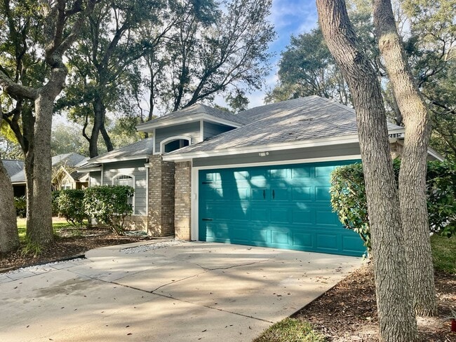 Foto del edificio - 2115 Purcell Dr