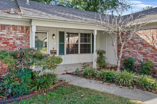 Building Photo - 10918 E 29th St