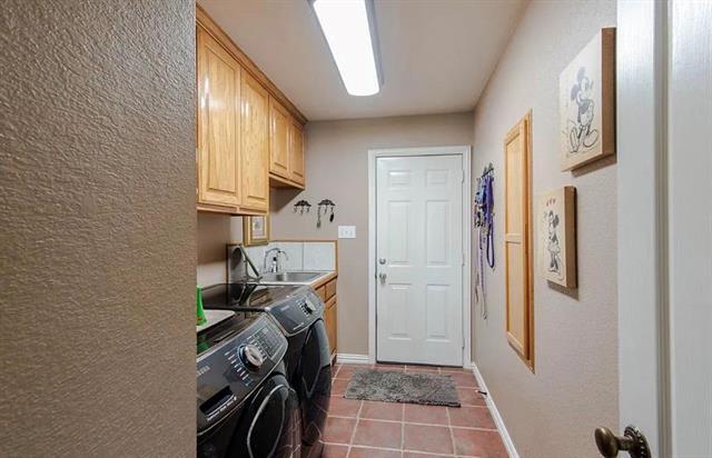 Building Photo - 10899 Jackson Rd