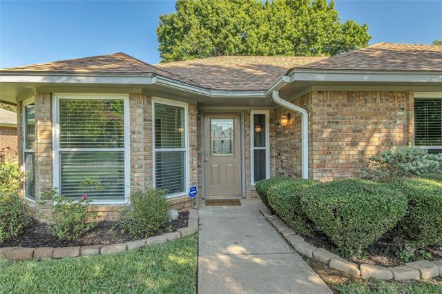 Foto del edificio - 1403 Bogard Ln