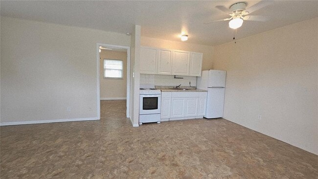 Building Photo - 283 Cocoanut Ave