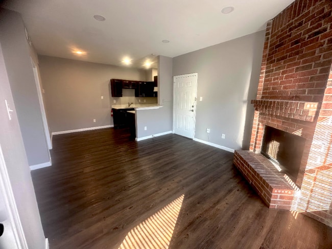 Building Photo - 8800 Westplace Dr