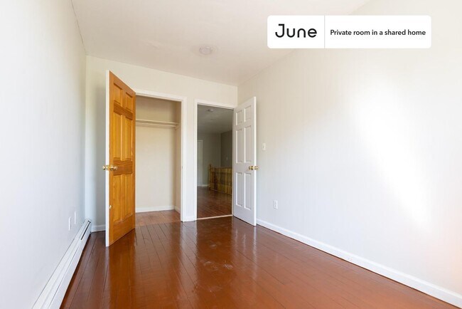 Foto del edificio - Room in Shared 4 bed/3 bath home in Fort Greene