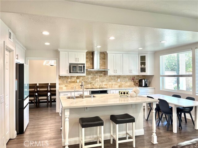 Building Photo - 4804 Linaro Dr