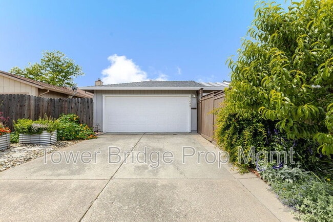 Foto del edificio - 3042 53rd St