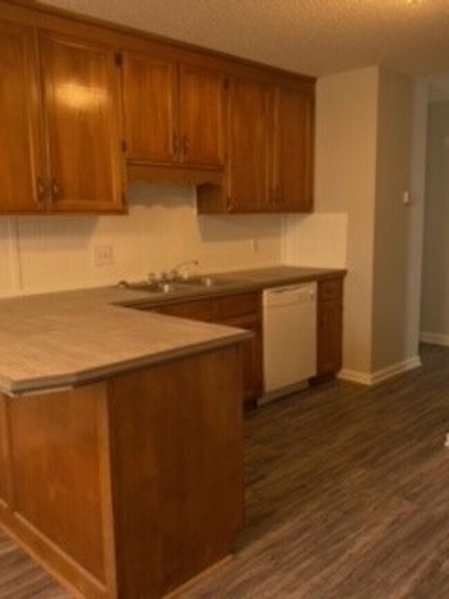 Foto del edificio - 103 Woodley Dr