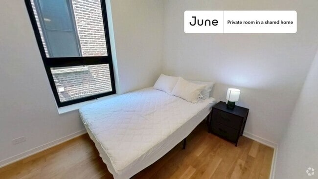 Building Photo - Private bedroom in 4 bed/3 bath Home