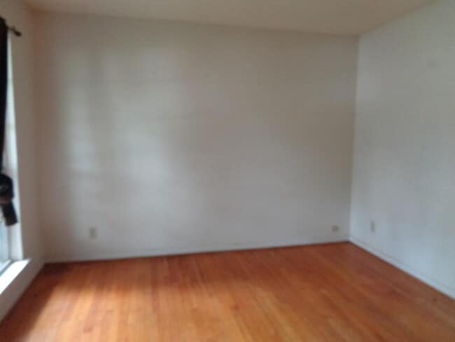 Foto del edificio - 319 Chestnut St